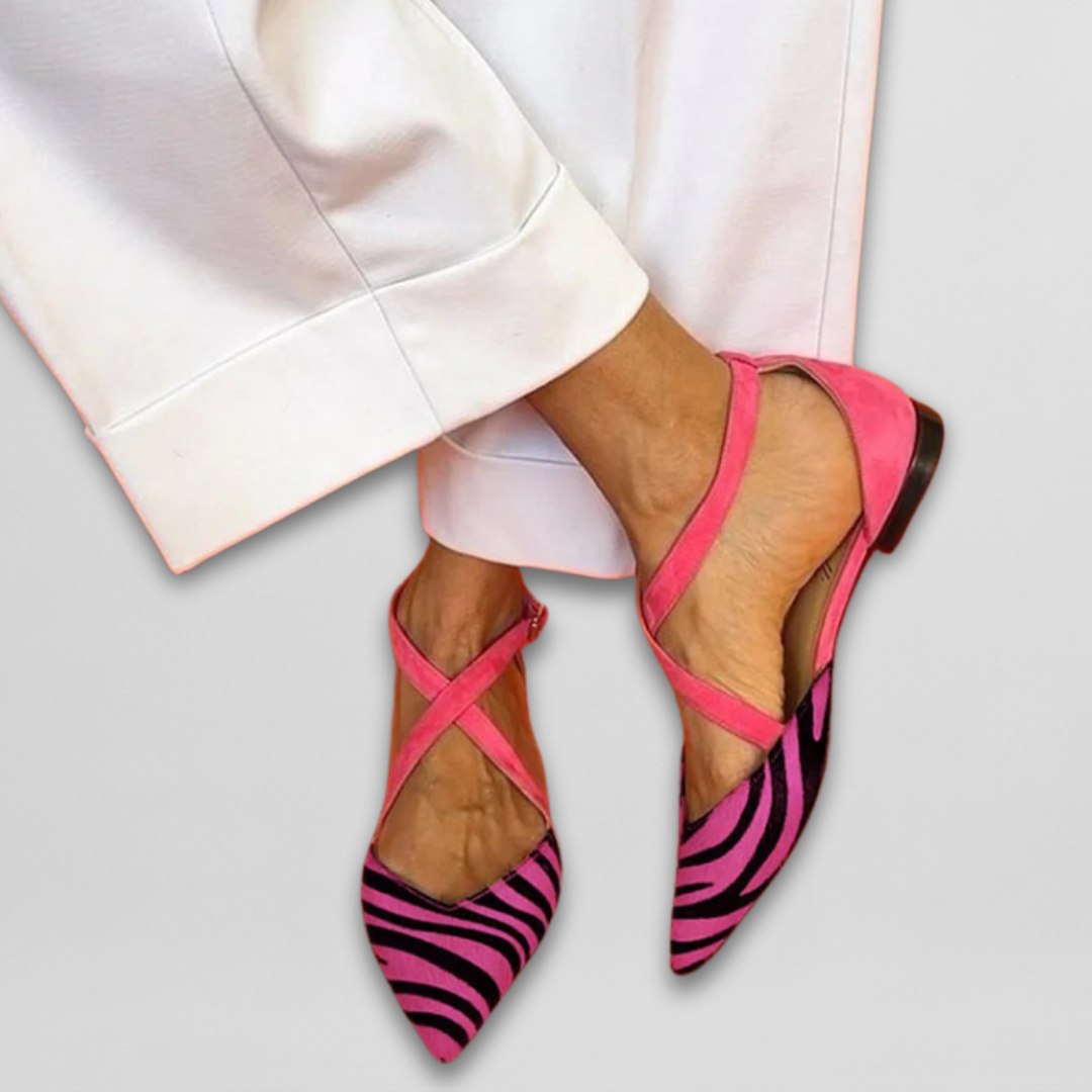 Ballerinas with straps