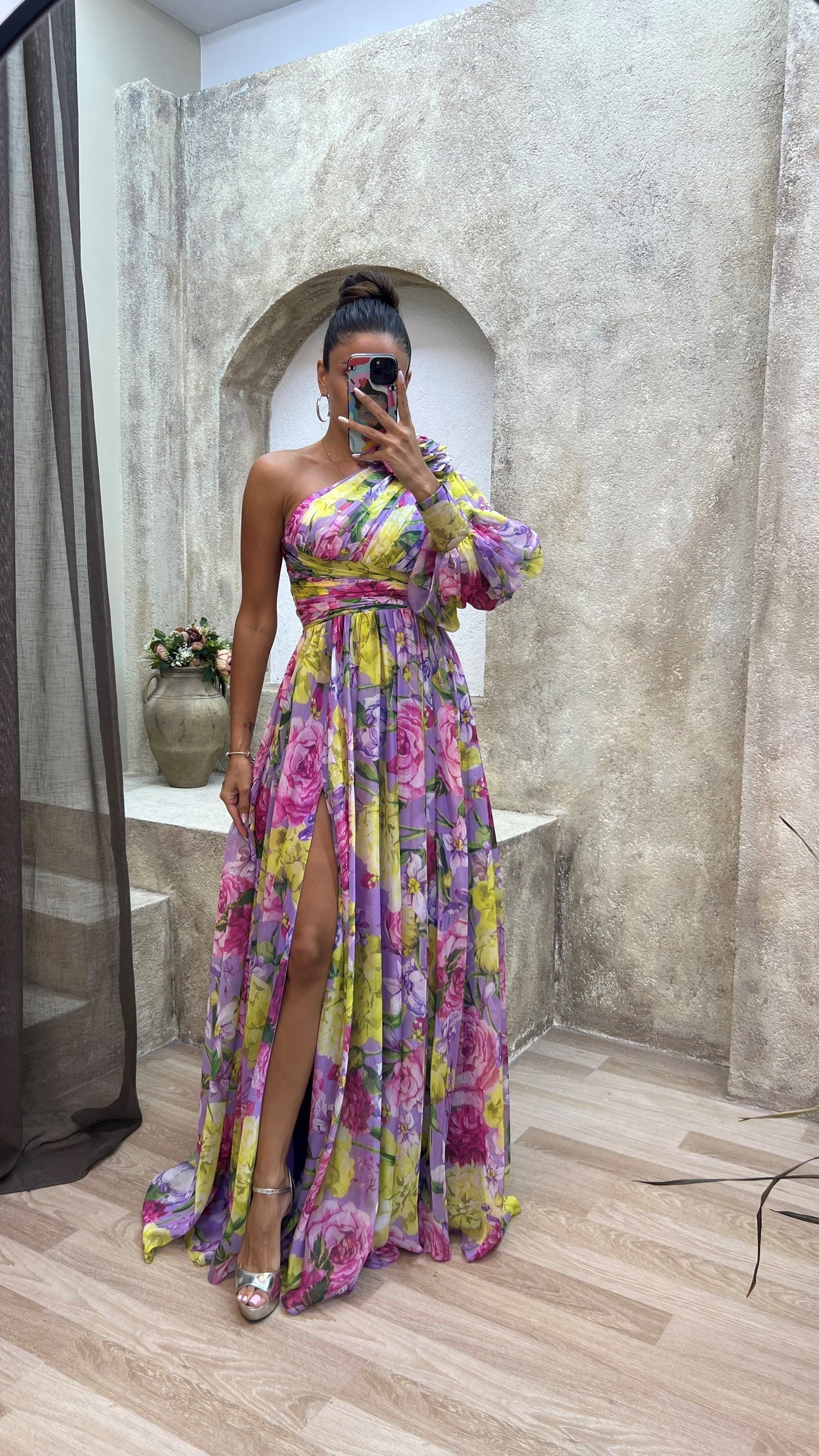 Stunning Flowing Gown
