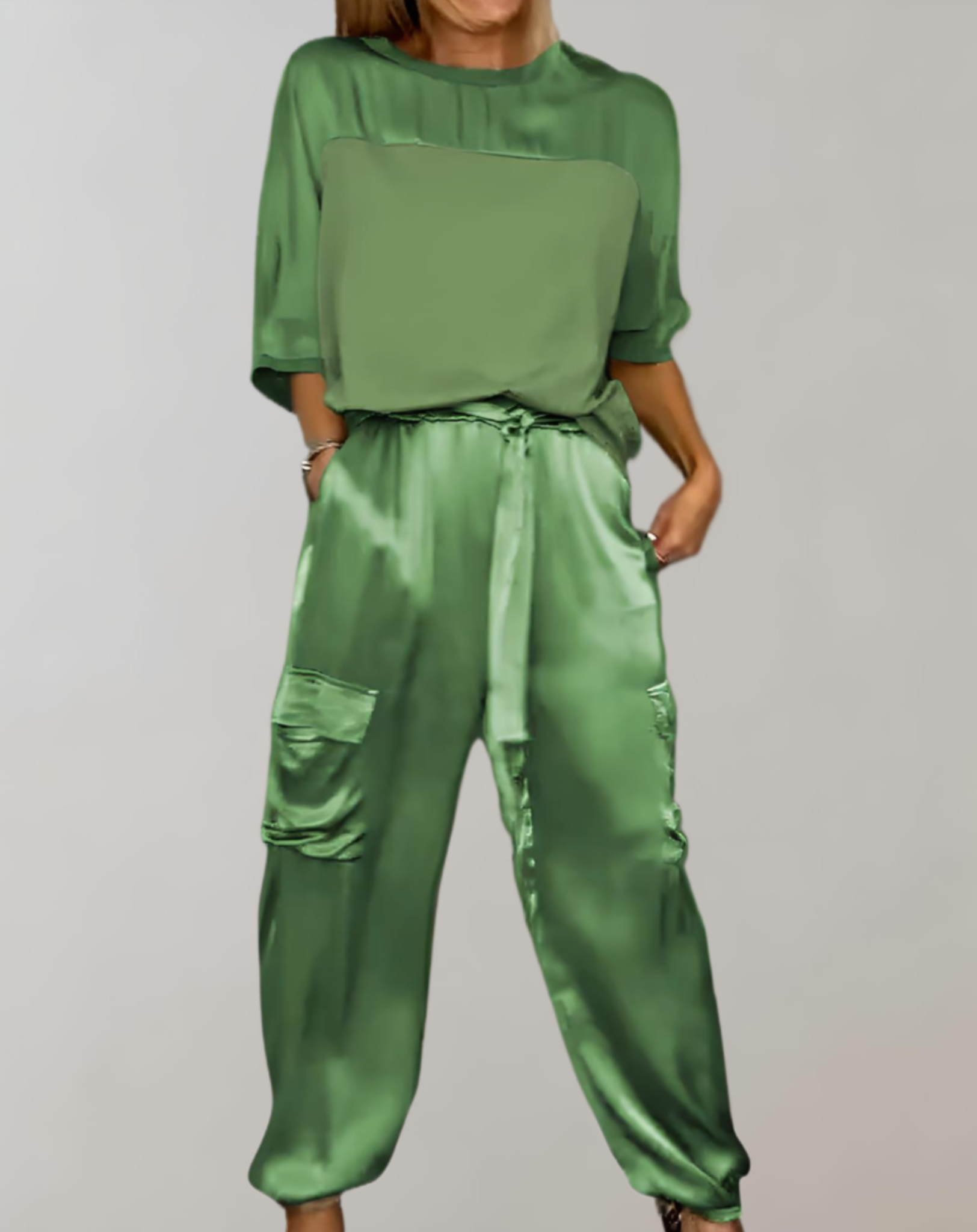 Silky Cargo Lounge Set