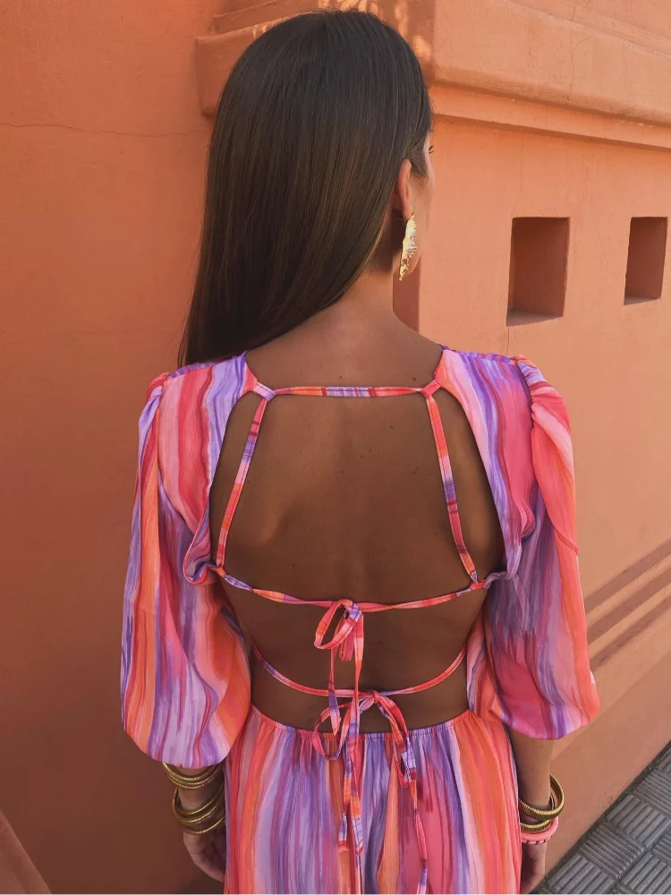 Elegant dress with open back