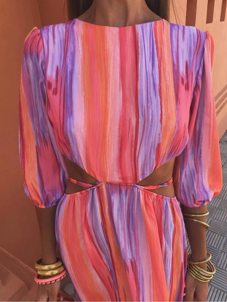 Elegant dress with open back