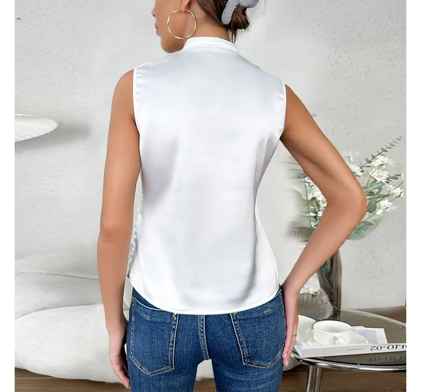 Classic Sleeveless Solid Blouse